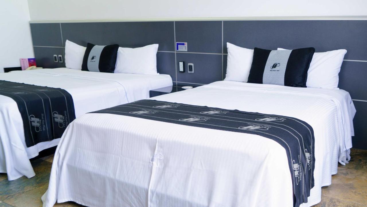 Hotel Ibiza Plaza Kota Meksiko Bagian luar foto