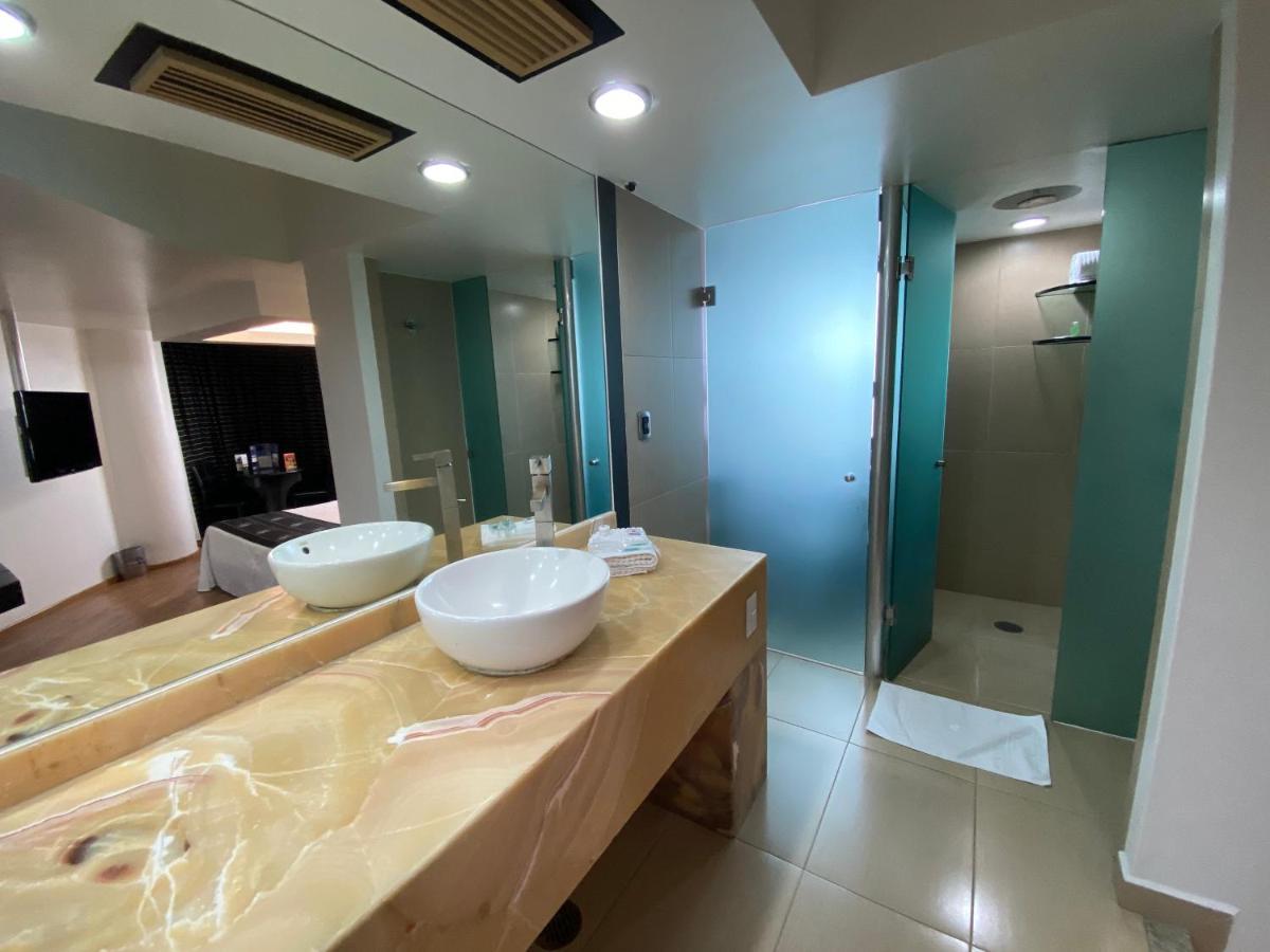 Hotel Ibiza Plaza Kota Meksiko Bagian luar foto